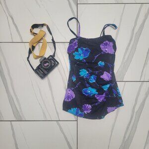 Gorgeous vintage black floral swimsuit 80s/90s Size 14